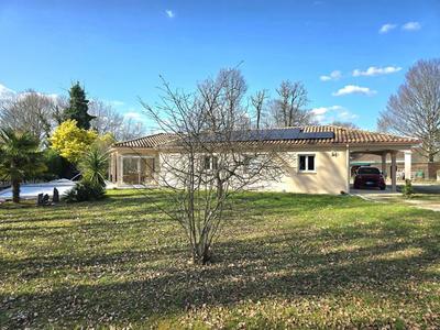 Maison - 146 m² - 5 pièces