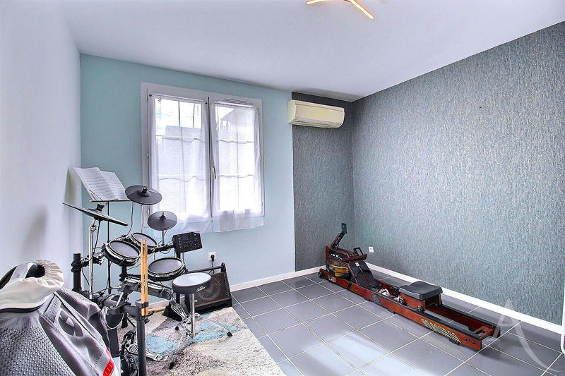 Maison - 103 m² - 5 pièces