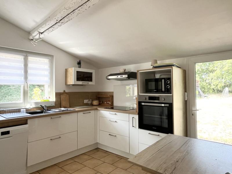 Maison traditionnelle - 264 m² - 10 pièces