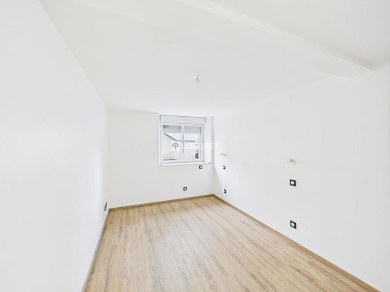 Appartement - 80 m² - 3 pièces