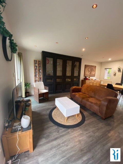 Maison - 123 m² - 4 pièces