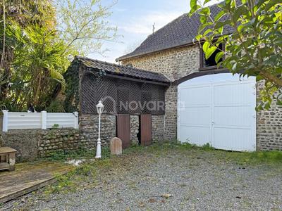 Maison - 92 m² - 4 pièces