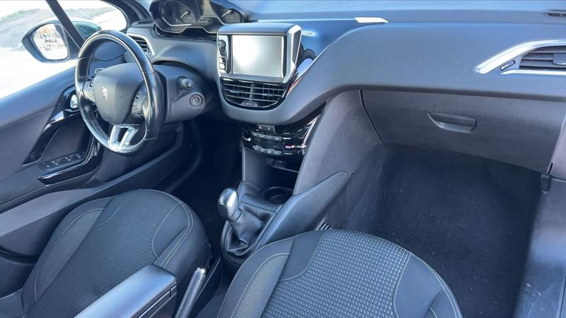 Peugeot 208 I 1.2 PureTech 110 Allure