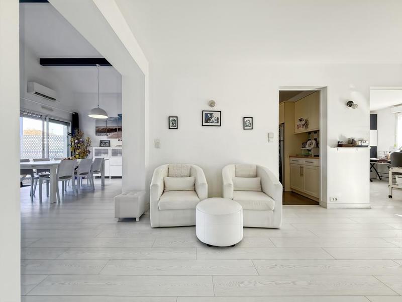 Villa - 182 m² - 7 pièces