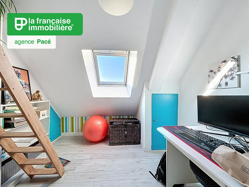 Maison - 110 m² - 5 pièces