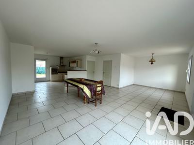 Maison - 98 m² - 4 pièces