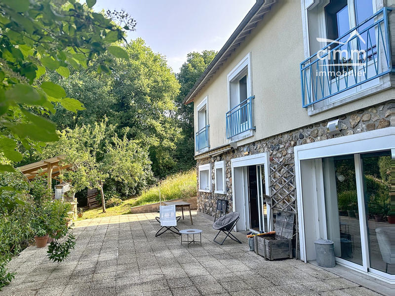 Maison - 135 m² - 6 pièces