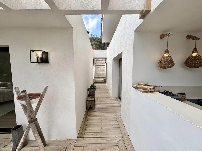 Villa - 260 m² - 6 pièces