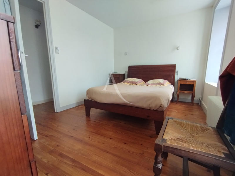 Maison - 138 m² - 8 pièces