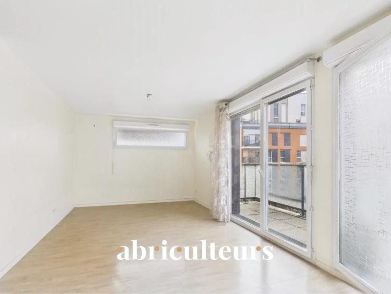 Appartement - 75 m² - 4 pièces