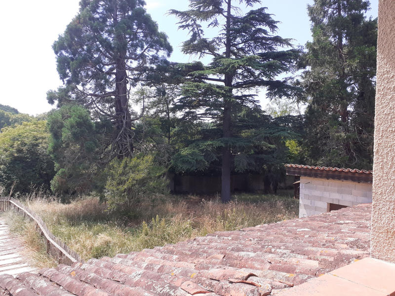 Maison - 320 m² - 15 pièces