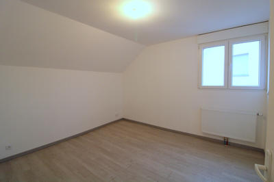 Maison - 111 m² - 6 pièces