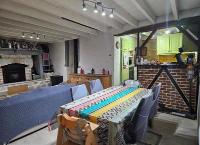 Maison - 95 m² - 4 pièces