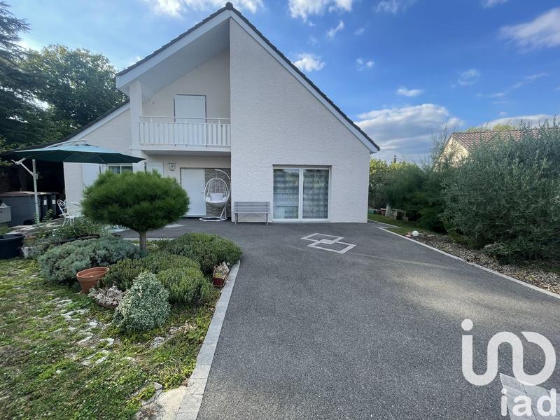 Maison - 140 m² - 6 pièces