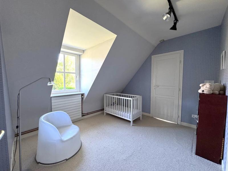 Maison - 182 m² - 7 pièces