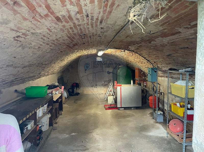 Maison - 212 m² - 7 pièces