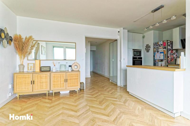 Appartement - 77 m² - 4 pièces