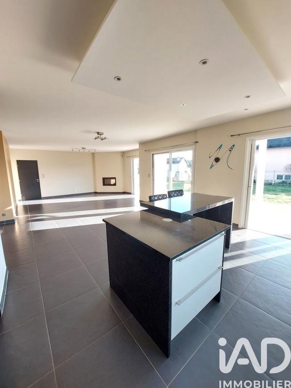 Maison - 140 m² - 5 pièces