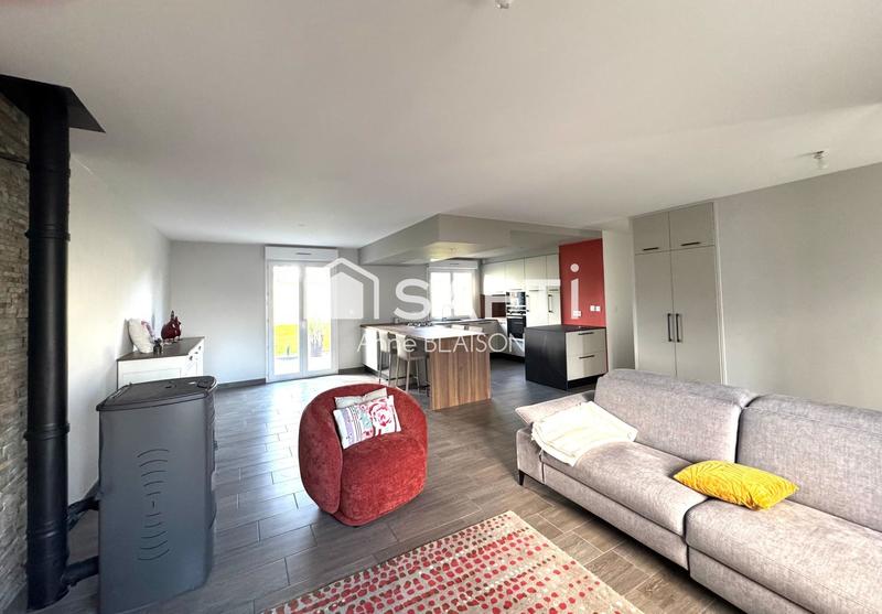 Maison - 92 m² - 4 pièces