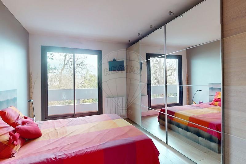 Appartement - 80 m² - 3 pièces