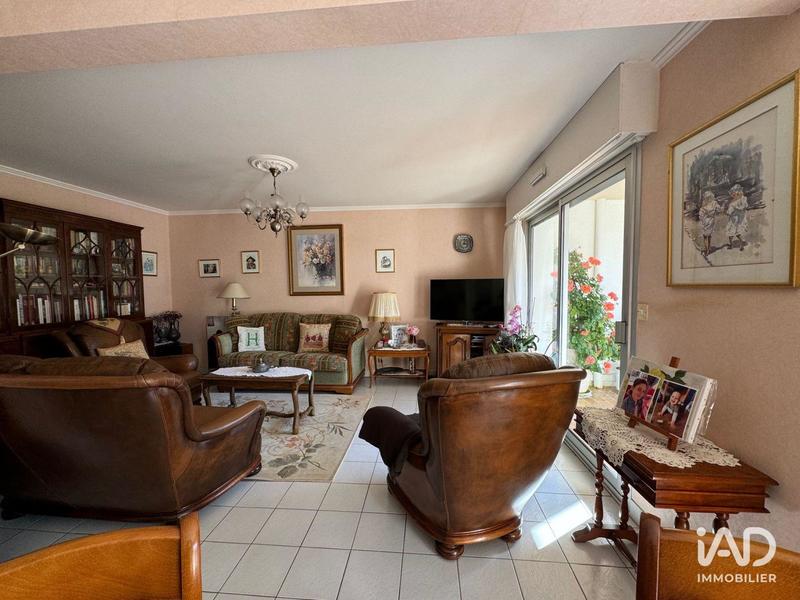 Appartement - 90 m² - 3 pièces
