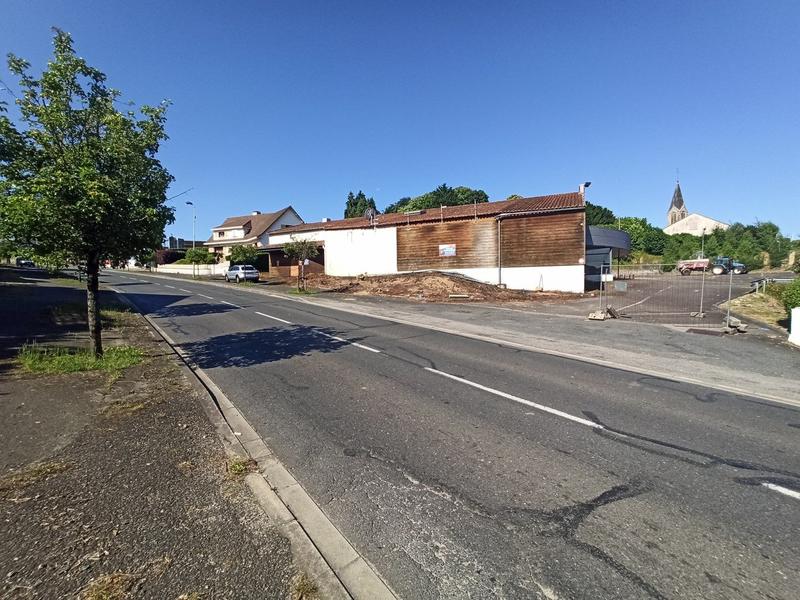 Local commercial - 1 650 m²