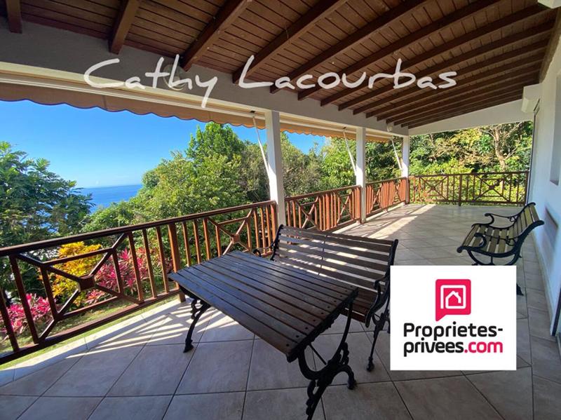 Maison - 121 m² - 5 pièces