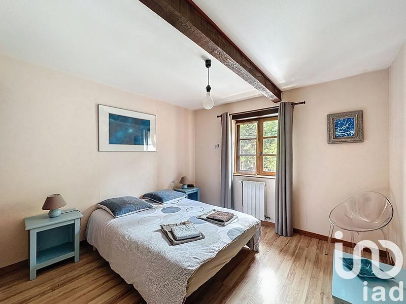 Maison - 313 m² - 15 pièces