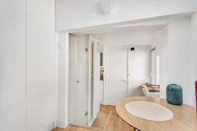 Studio - 11 m² - 1 pièce