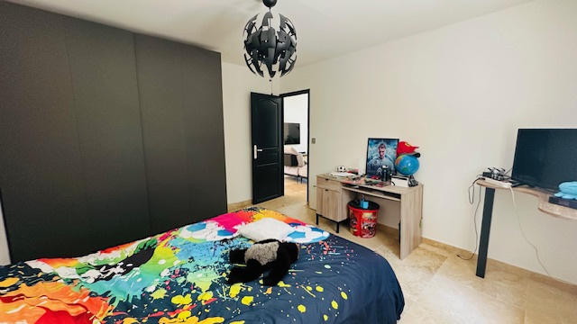 Villa - 180 m² - 6 pièces