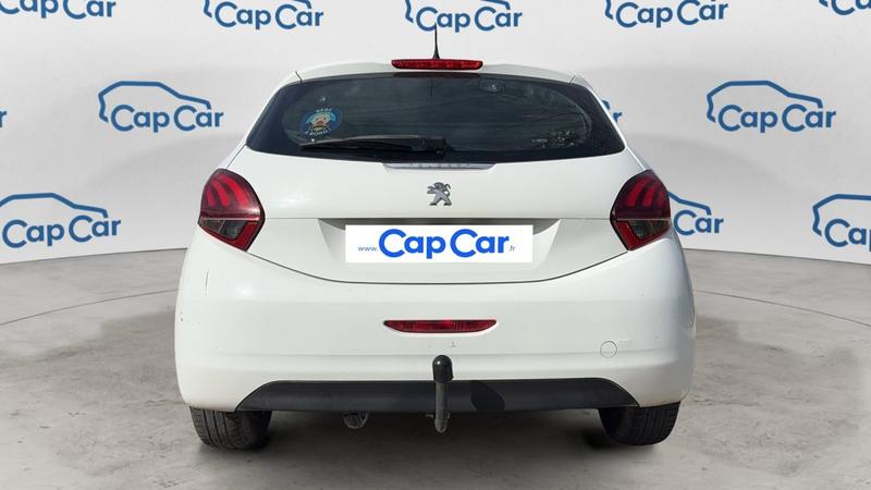 Peugeot 208 1.2 PureTech 68 Like - 5 places