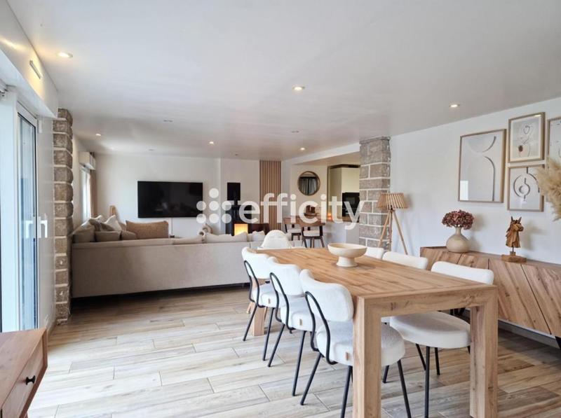 Maison de domaine équestre - 150 m² - 6 pièces