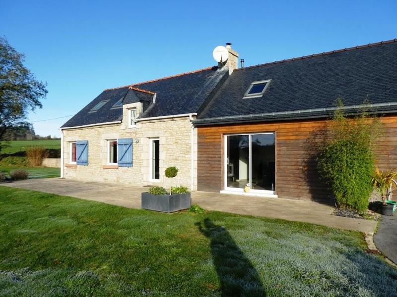 Maison de campagne - 90 m² - 2 pièces