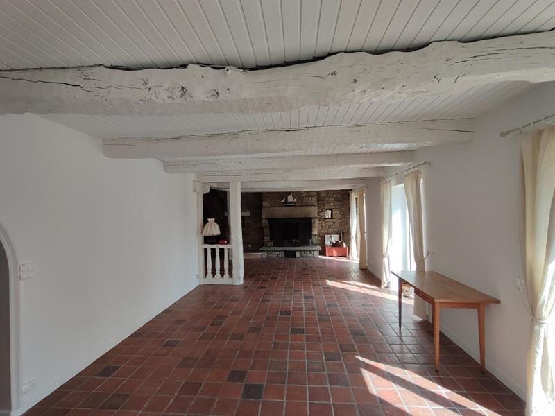 Maison - 224 m² - 7 pièces