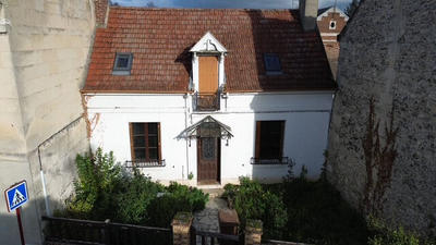 Maison - 96 m² - 5 pièces