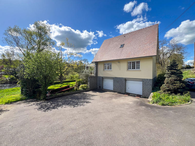 Maison - 130 m² - 5 pièces