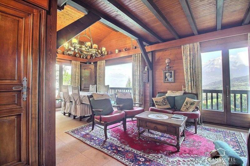 Châlet - 271 m² - 7 pièces