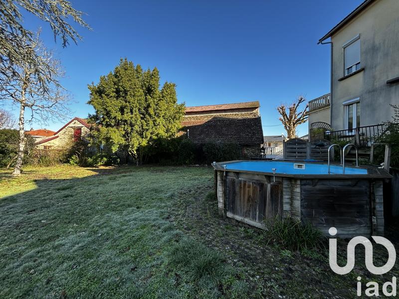 Maison - 440 m² - 13 pièces