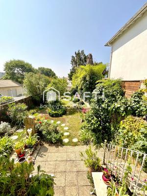 Maison - 190 m² - 8 pièces