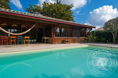 Villa - 230 m² - 9 pièces