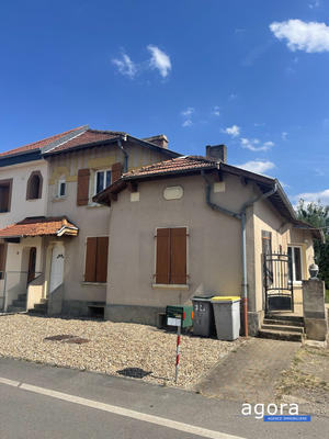 Maison - 100 m² - 6 pièces