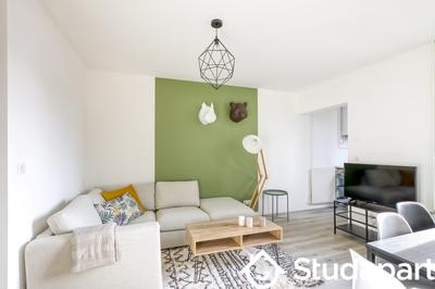 Chambre - 13 m² - 1 pièce