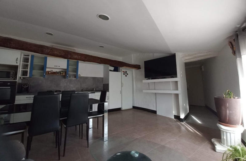 Maison traditionnelle - 87 m² - 4 pièces