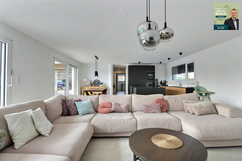 Maison - 170 m² - 6 pièces