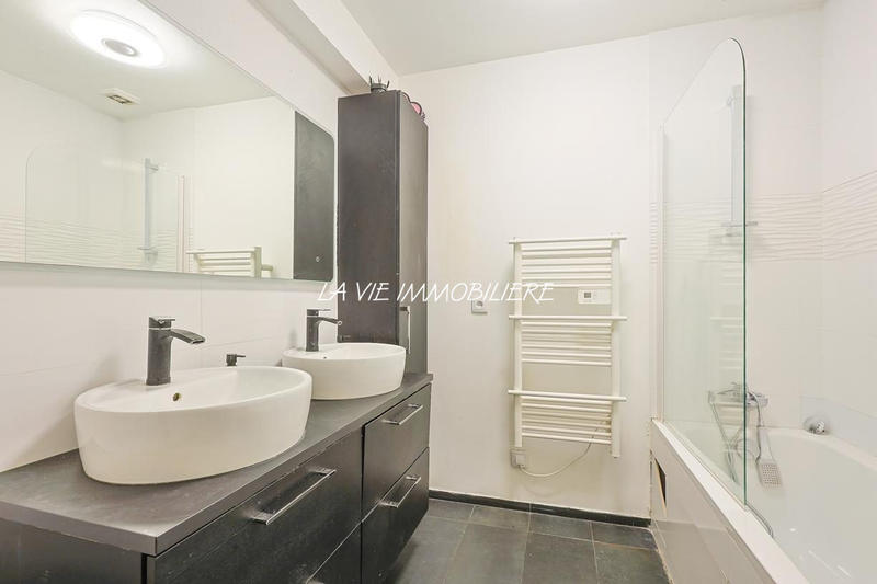 Appartement - 98 m² - 4 pièces