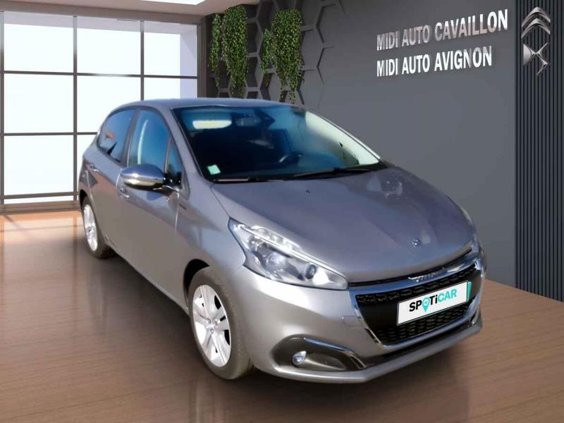 Peugeot 208 1.2 PureTech 82 cv E6.c Signature 5p