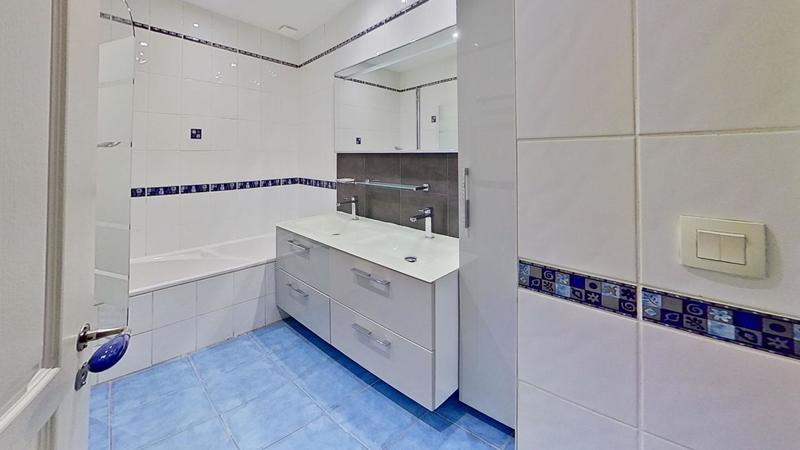 Appartement - 116 m² - 3 pièces