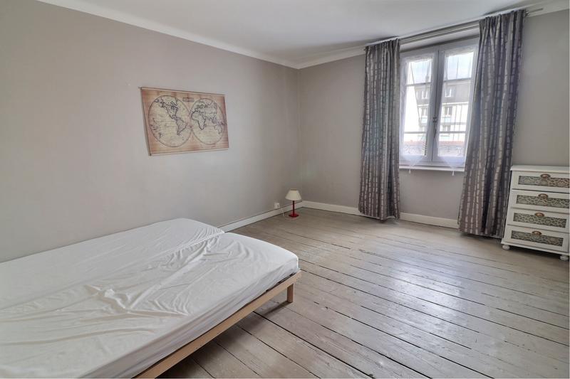 Maison - 289 m² - 8 pièces