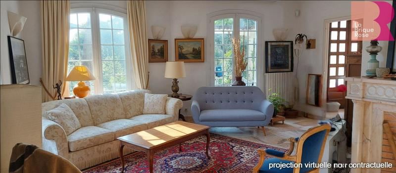 Maison - 180 m² - 8 pièces