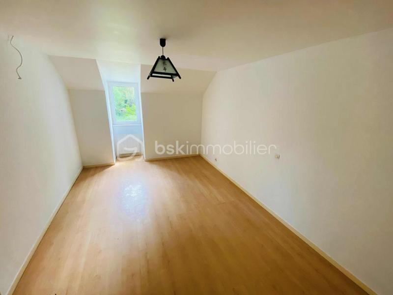 Maison ancienne - 2 675 m² - 4 pièces